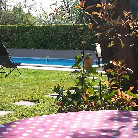 Alojamento de Acomodação e Pequeno-almoço Mas La Provence