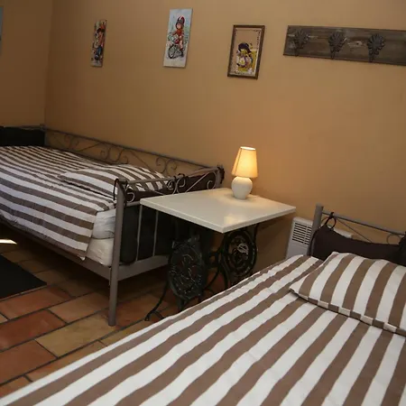 Mas La Provence Alojamento de Acomodação e Pequeno-almoço LʼIsle-sur-la-Sorgue